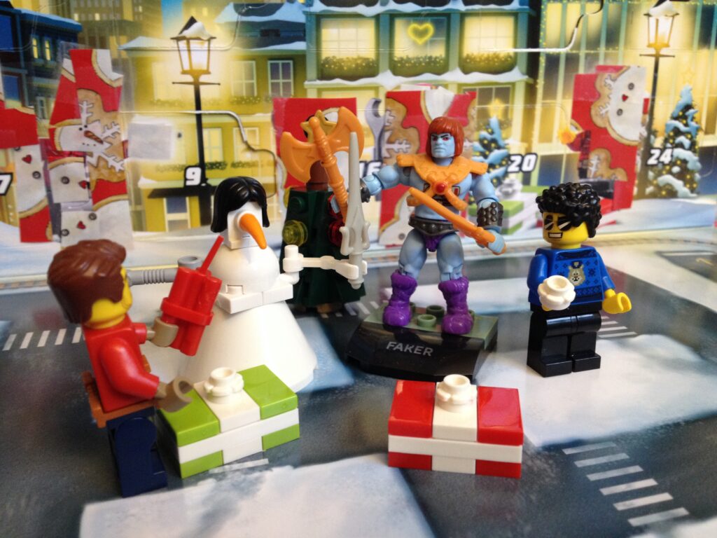 lego advent calendar 2020 characters